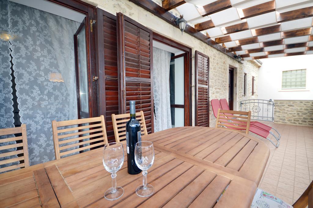 Apartment Kairos Zadar Exteriör bild