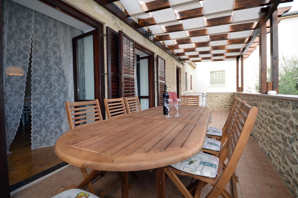 Apartment Kairos Zadar Exteriör bild