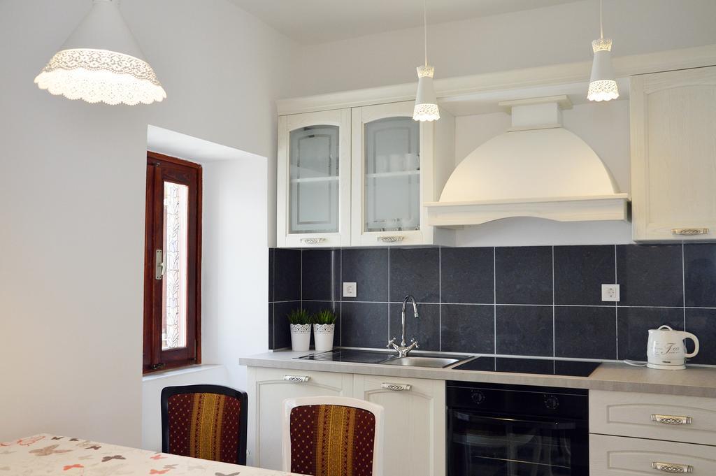 Apartment Kairos Zadar Rum bild