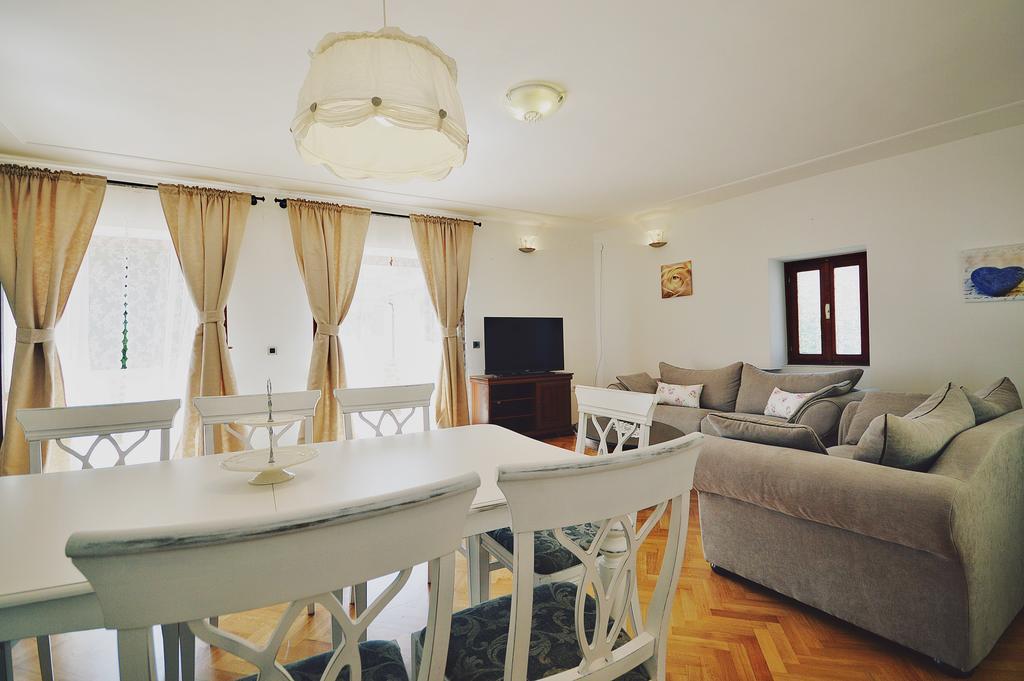 Apartment Kairos Zadar Rum bild